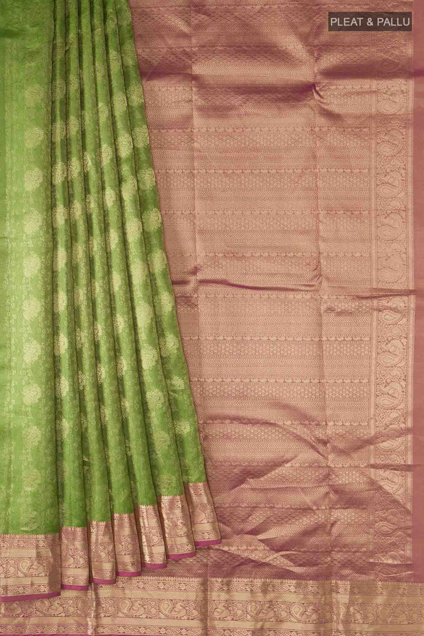 pleats pallu