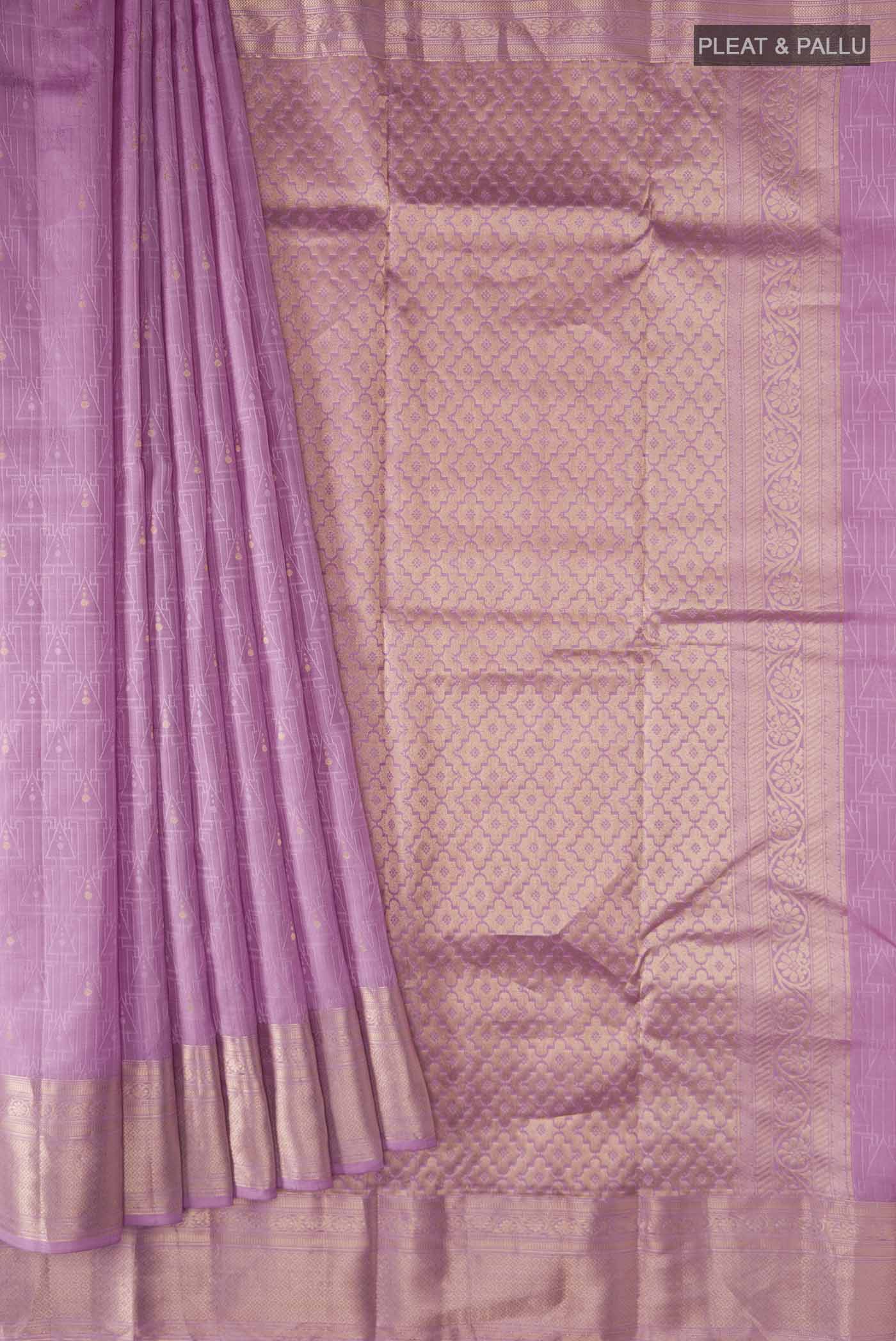 pleats pallu