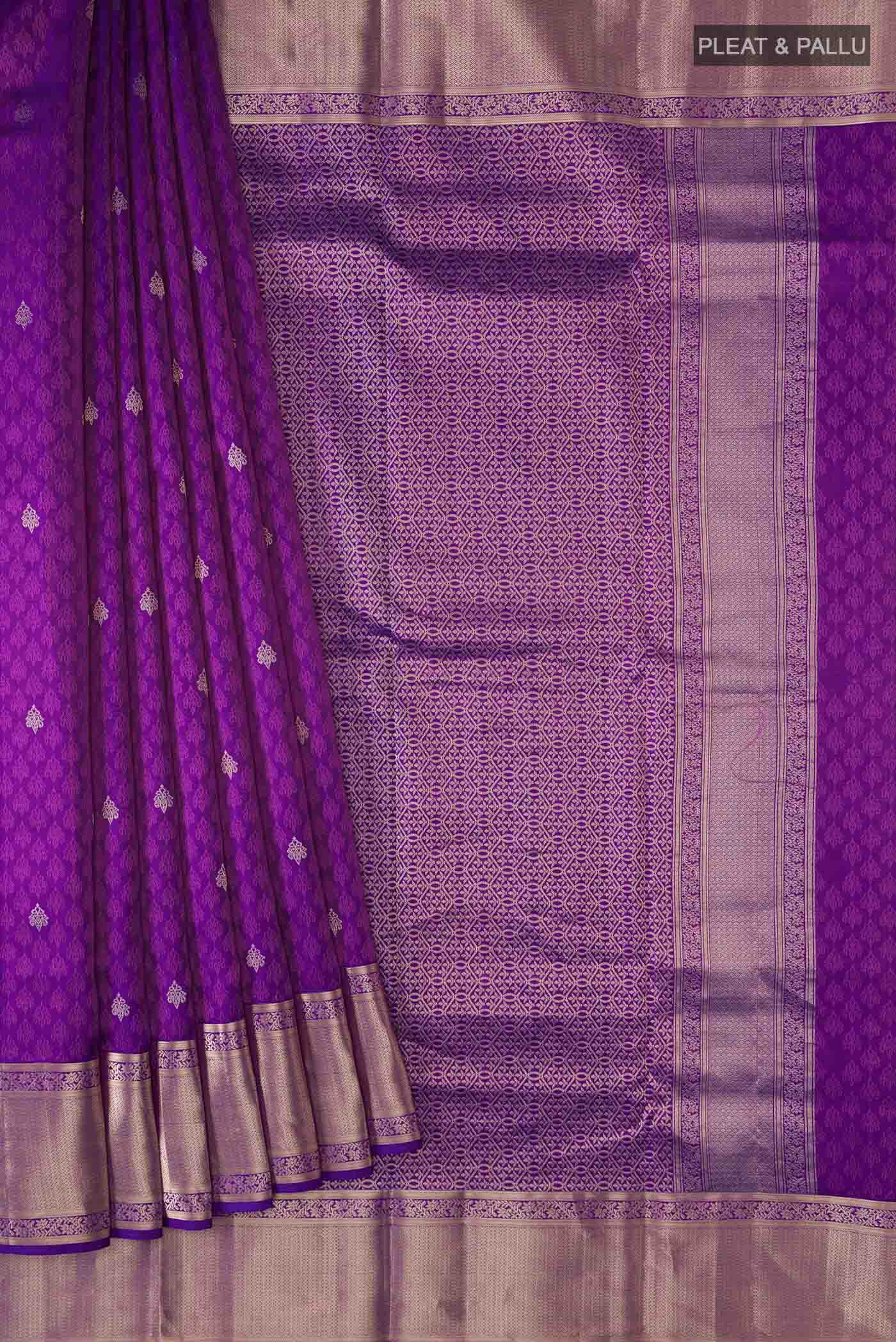 pleats pallu