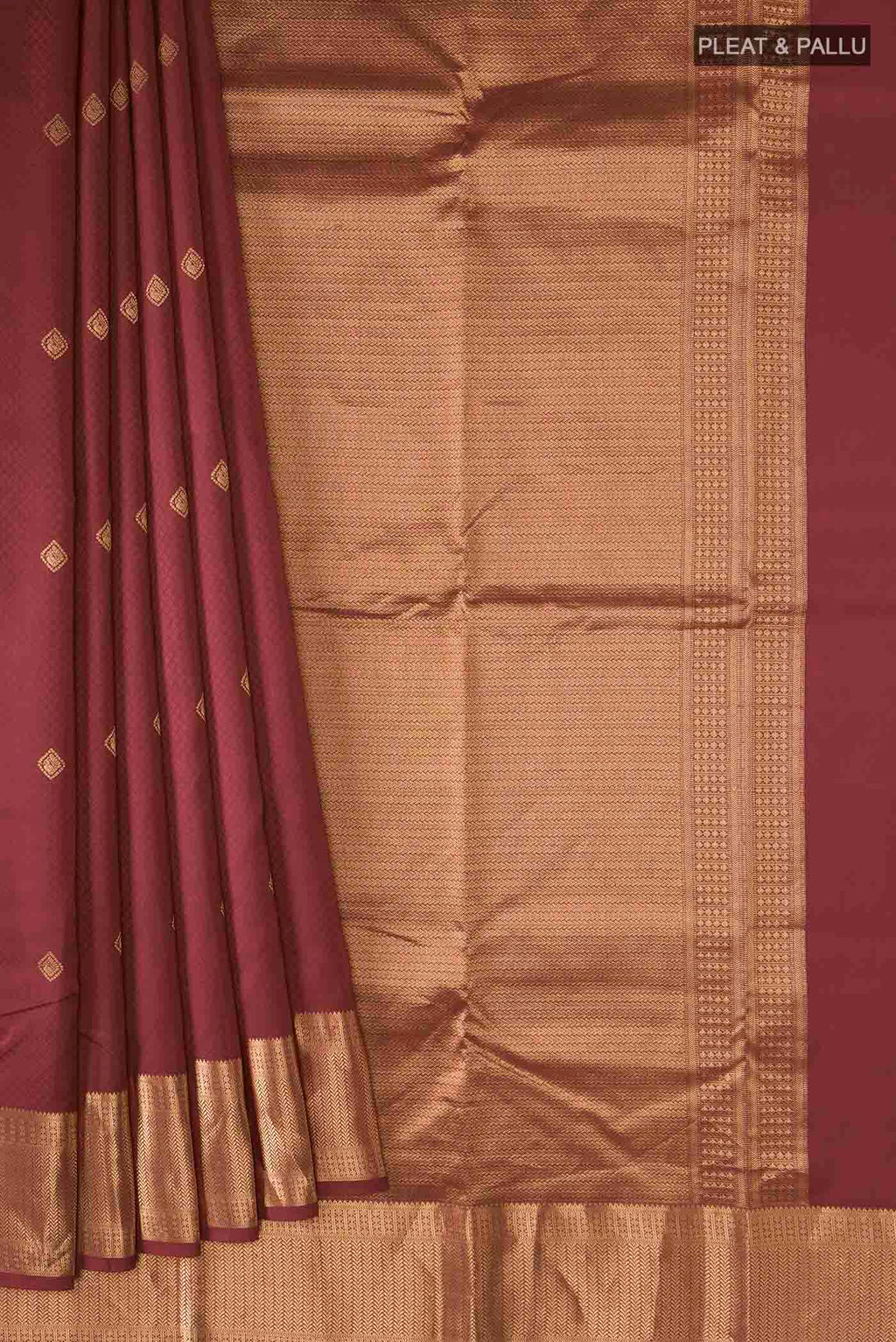 pleats pallu