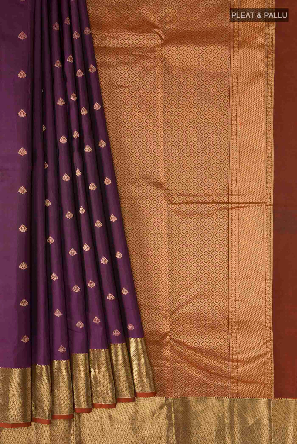 pleats pallu