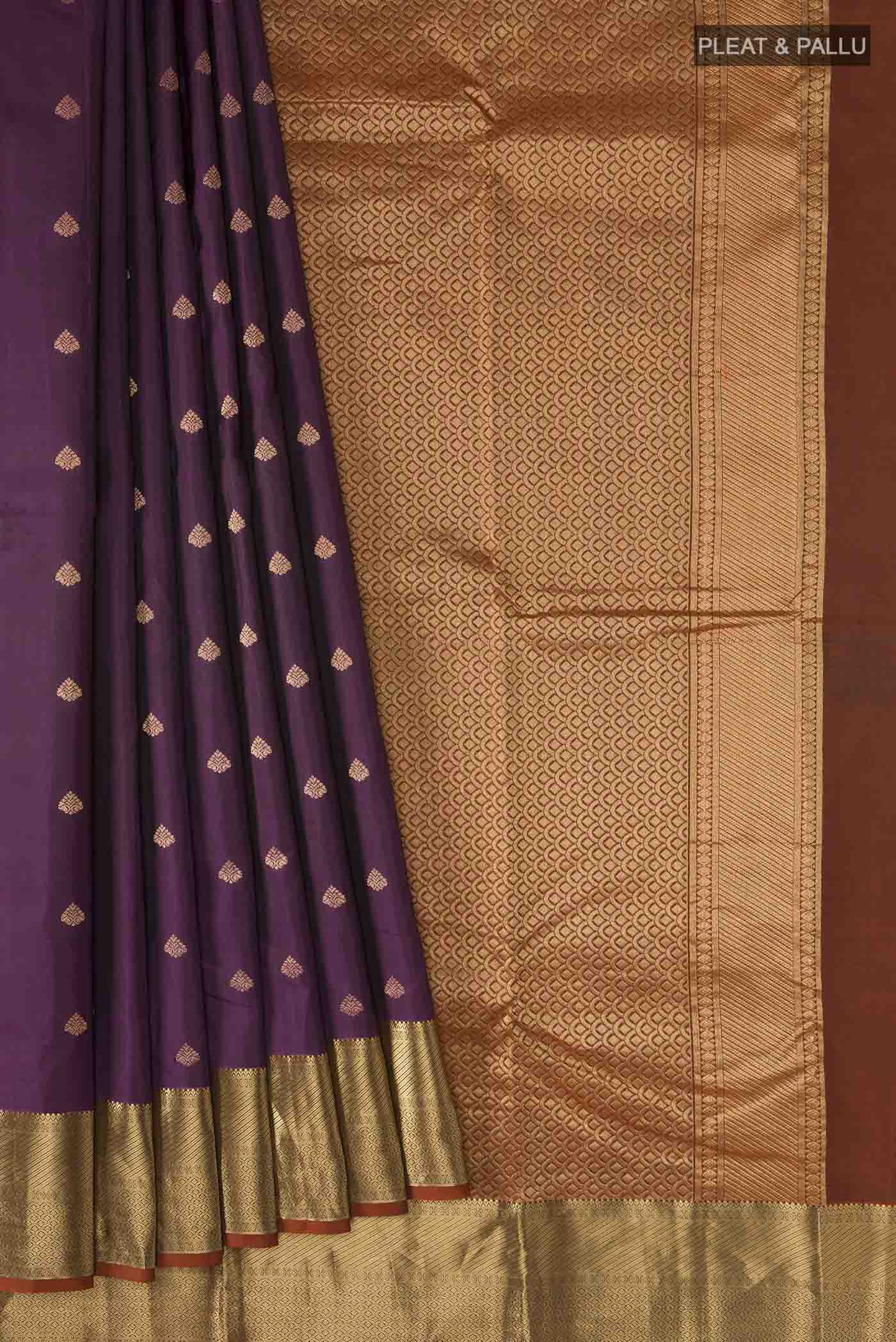 pleats pallu