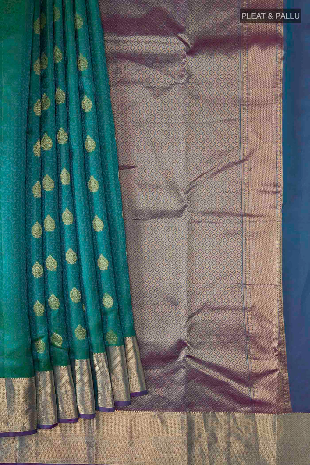 pleats pallu