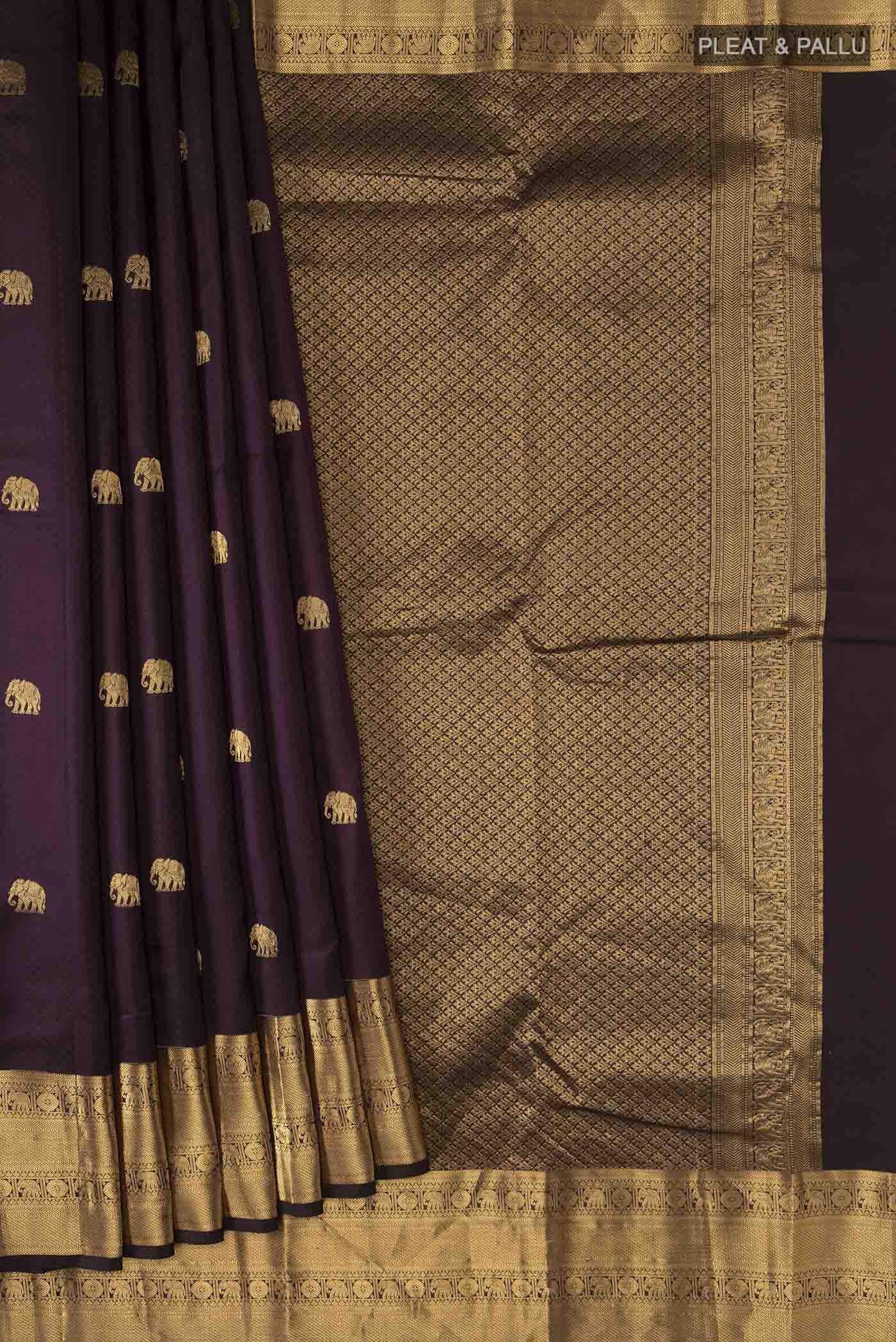 pleats pallu