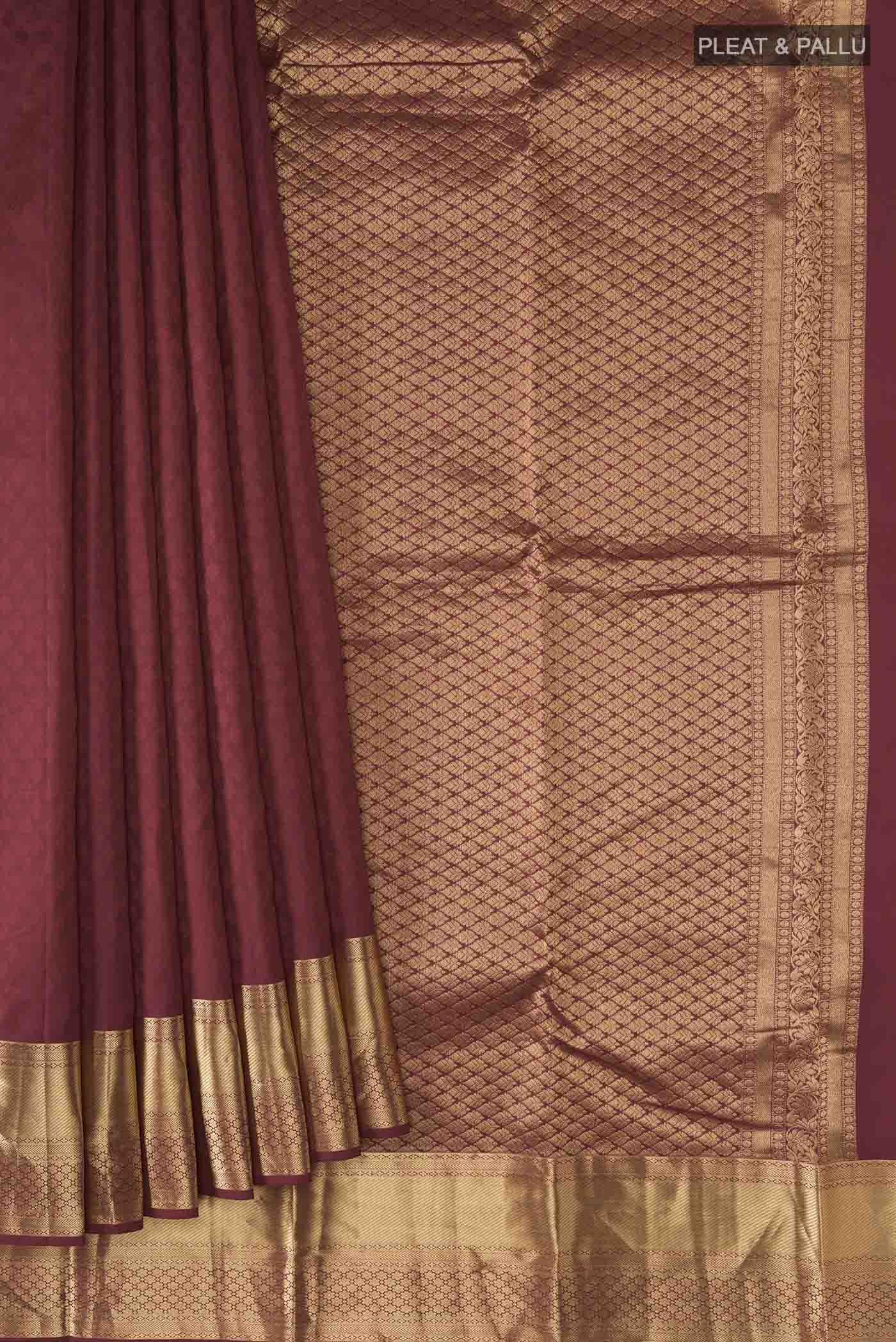pleats pallu