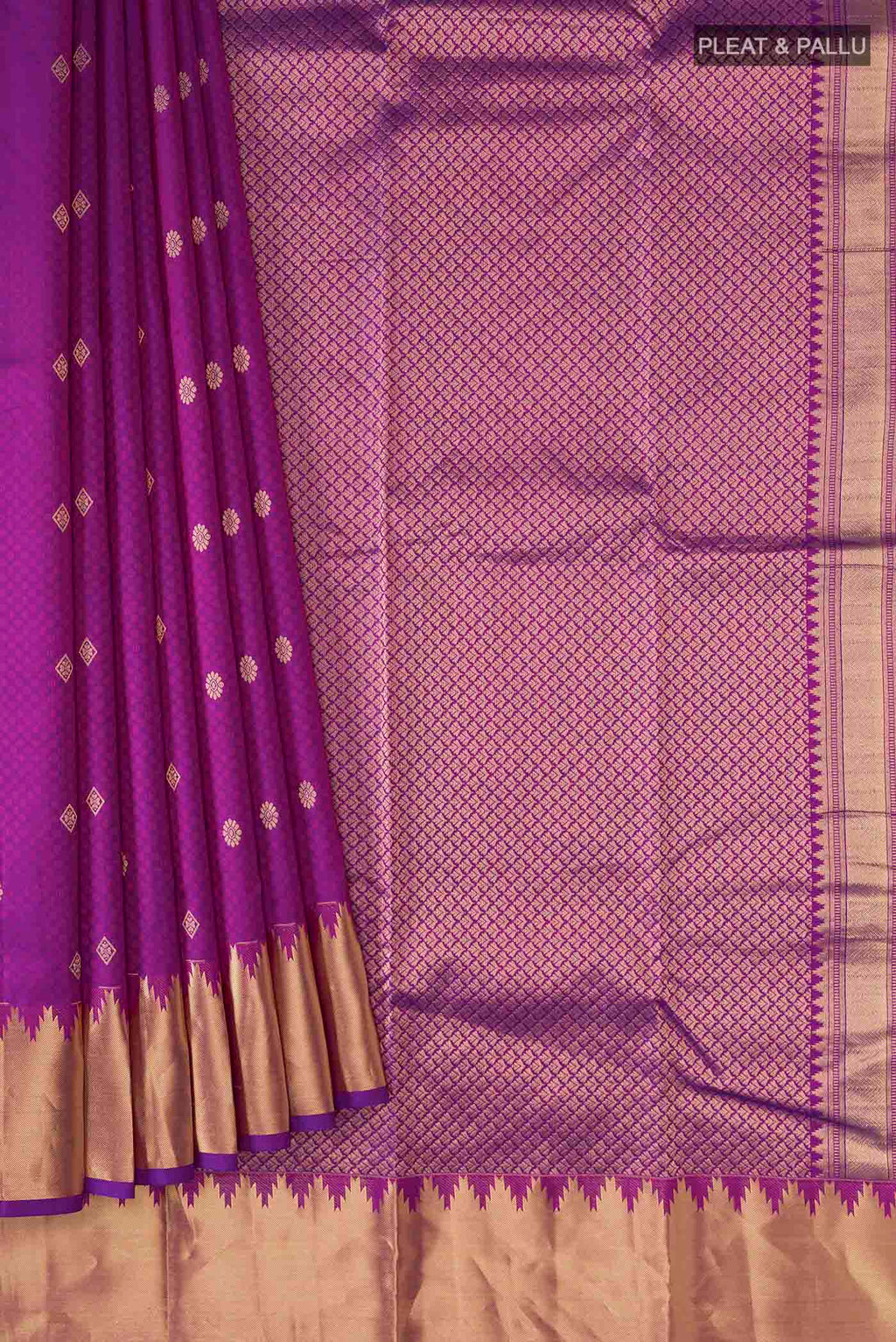 pleats pallu