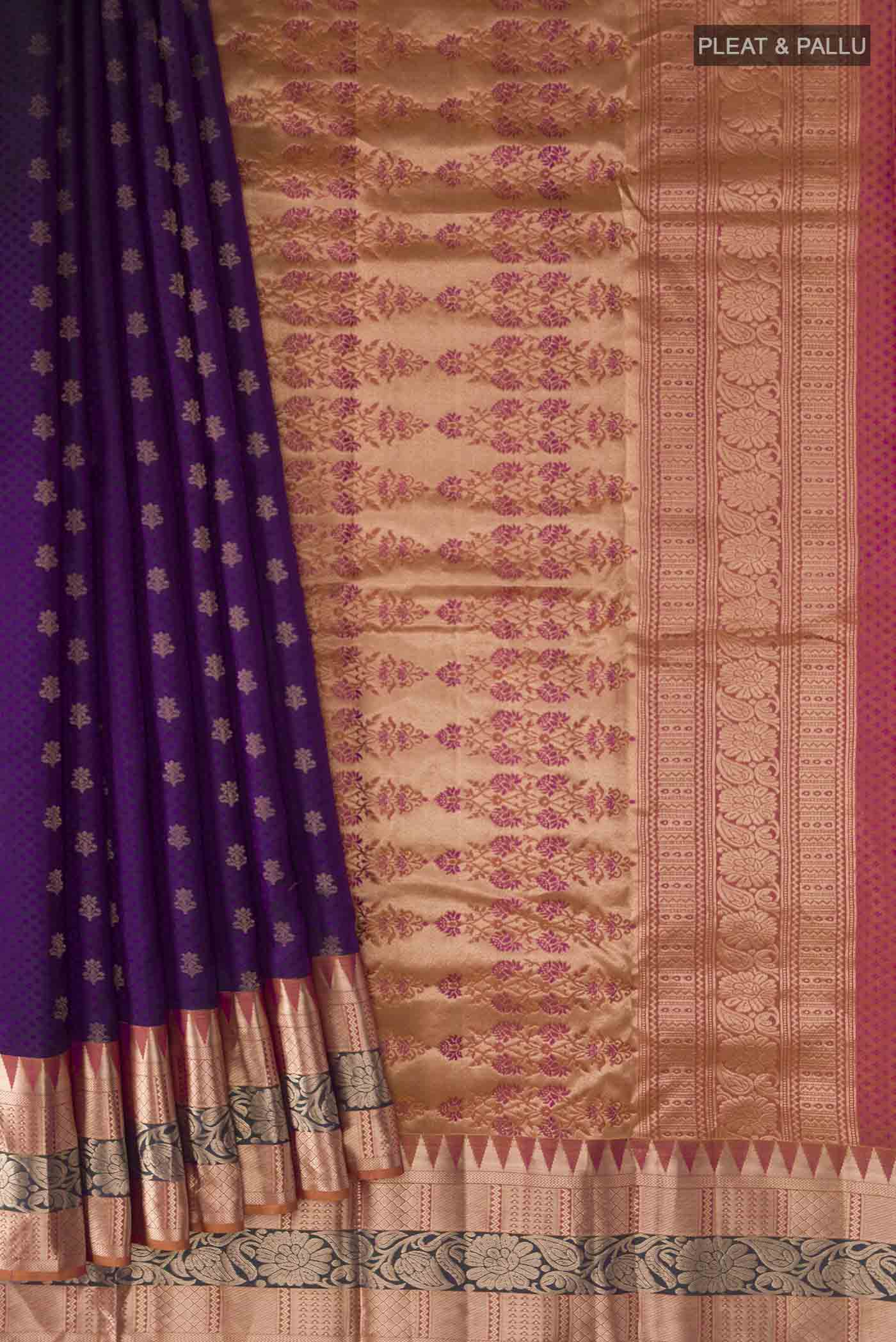 pleats pallu