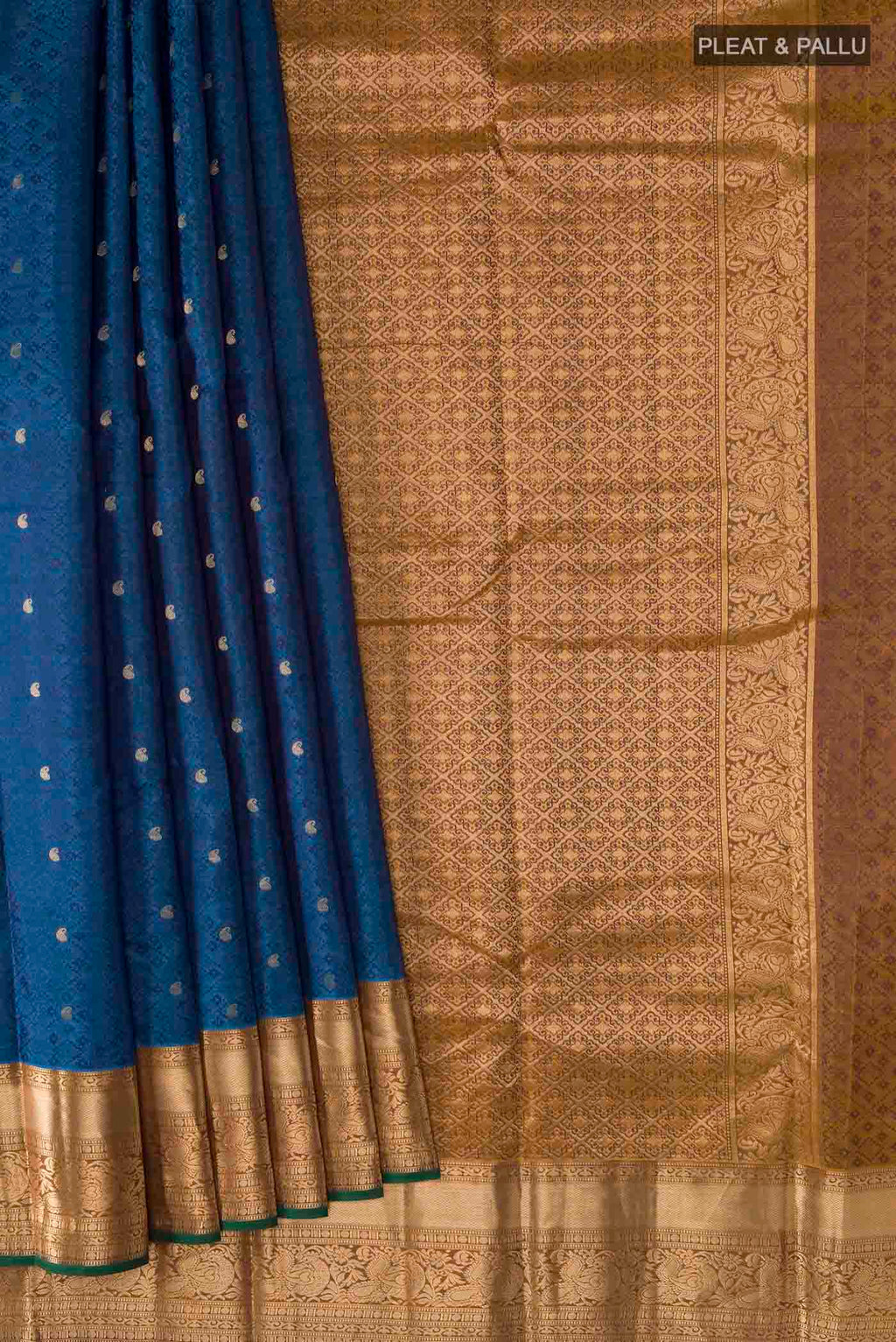 pleats pallu