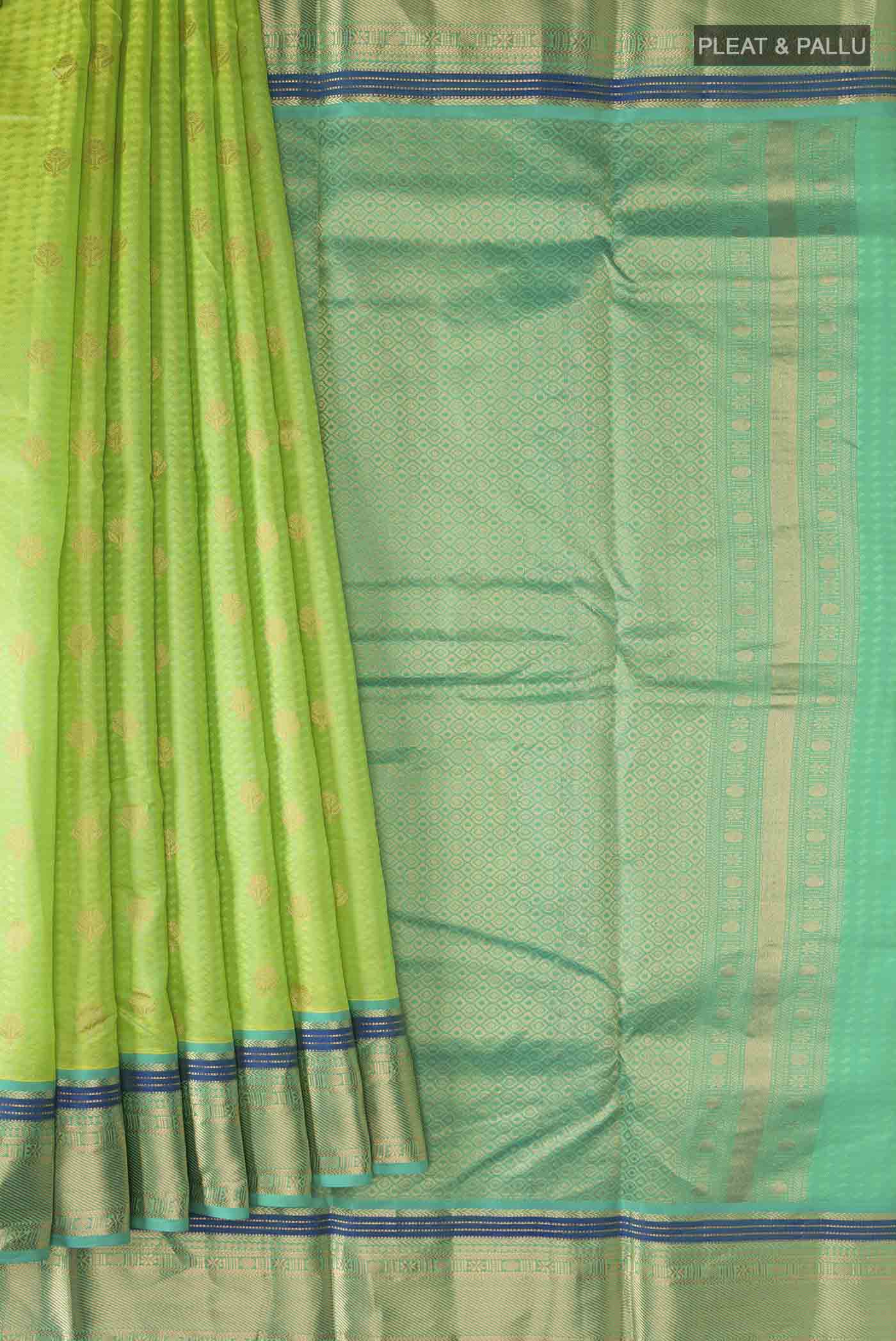 pleats pallu