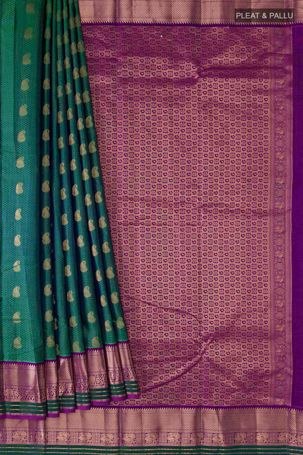 pleats pallu