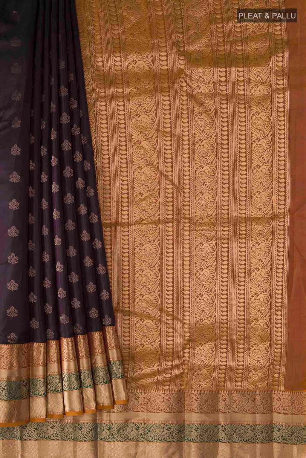 pleats pallu