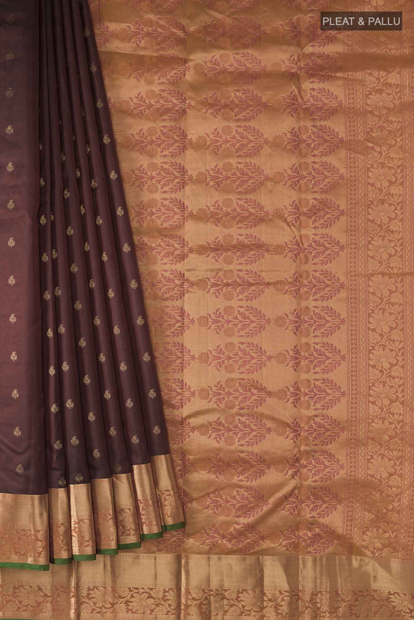 pleats pallu