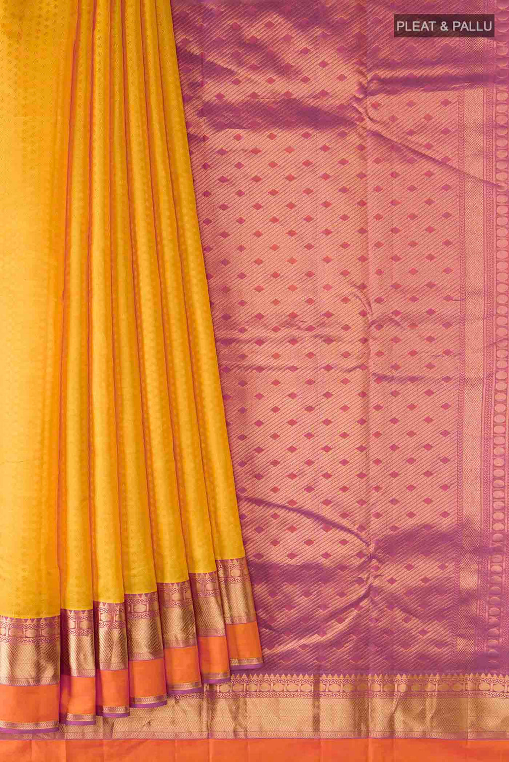 pleats pallu