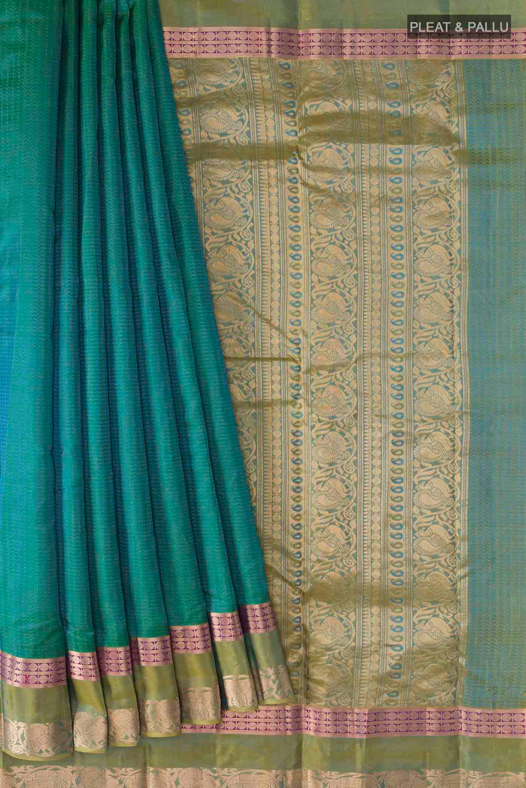 pleats pallu