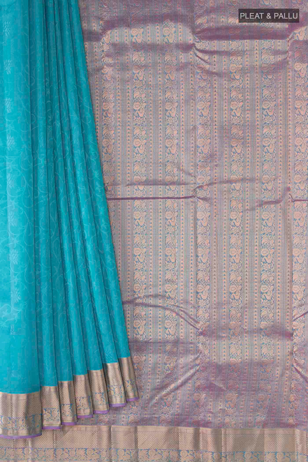 pleats pallu