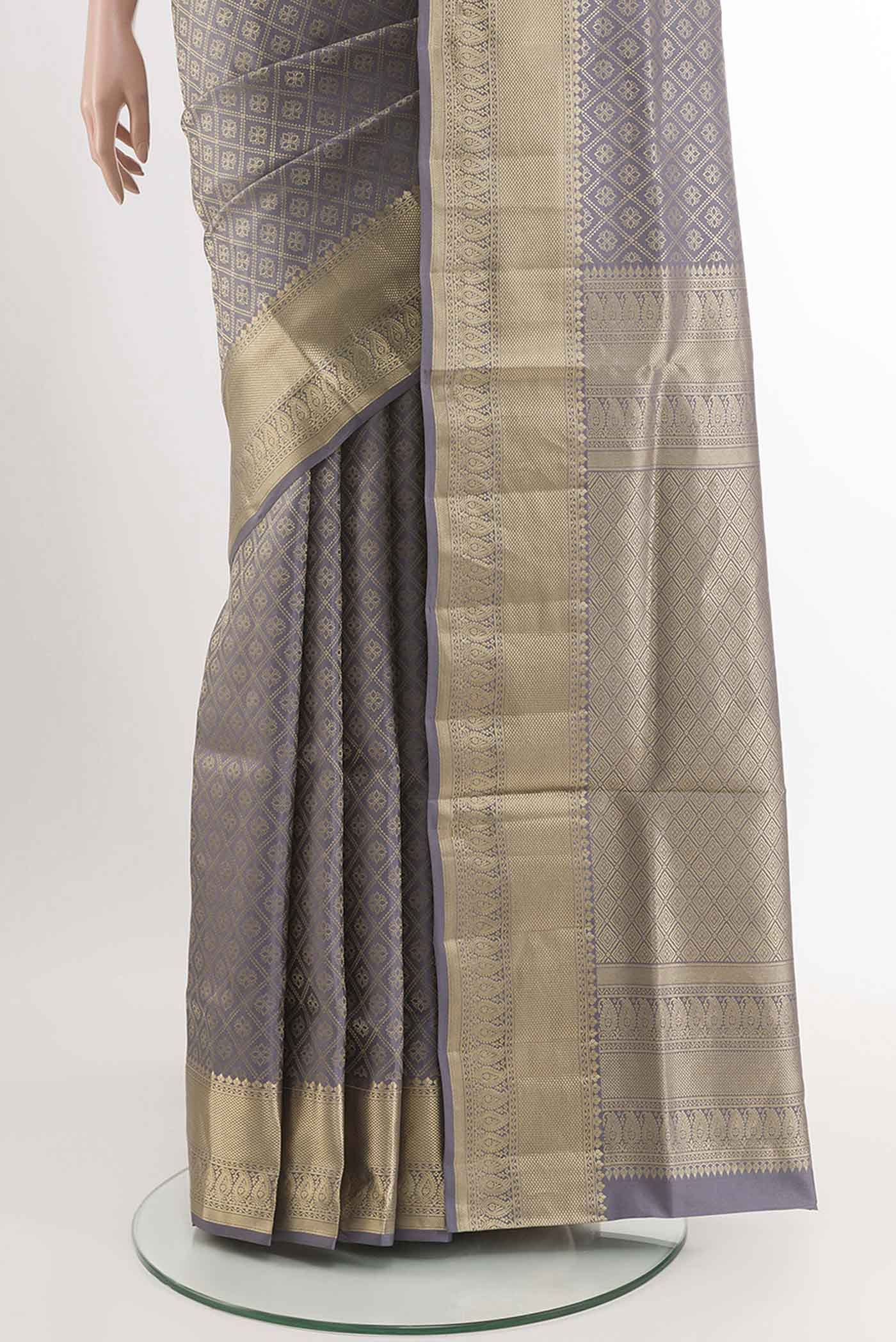 pleats pallu