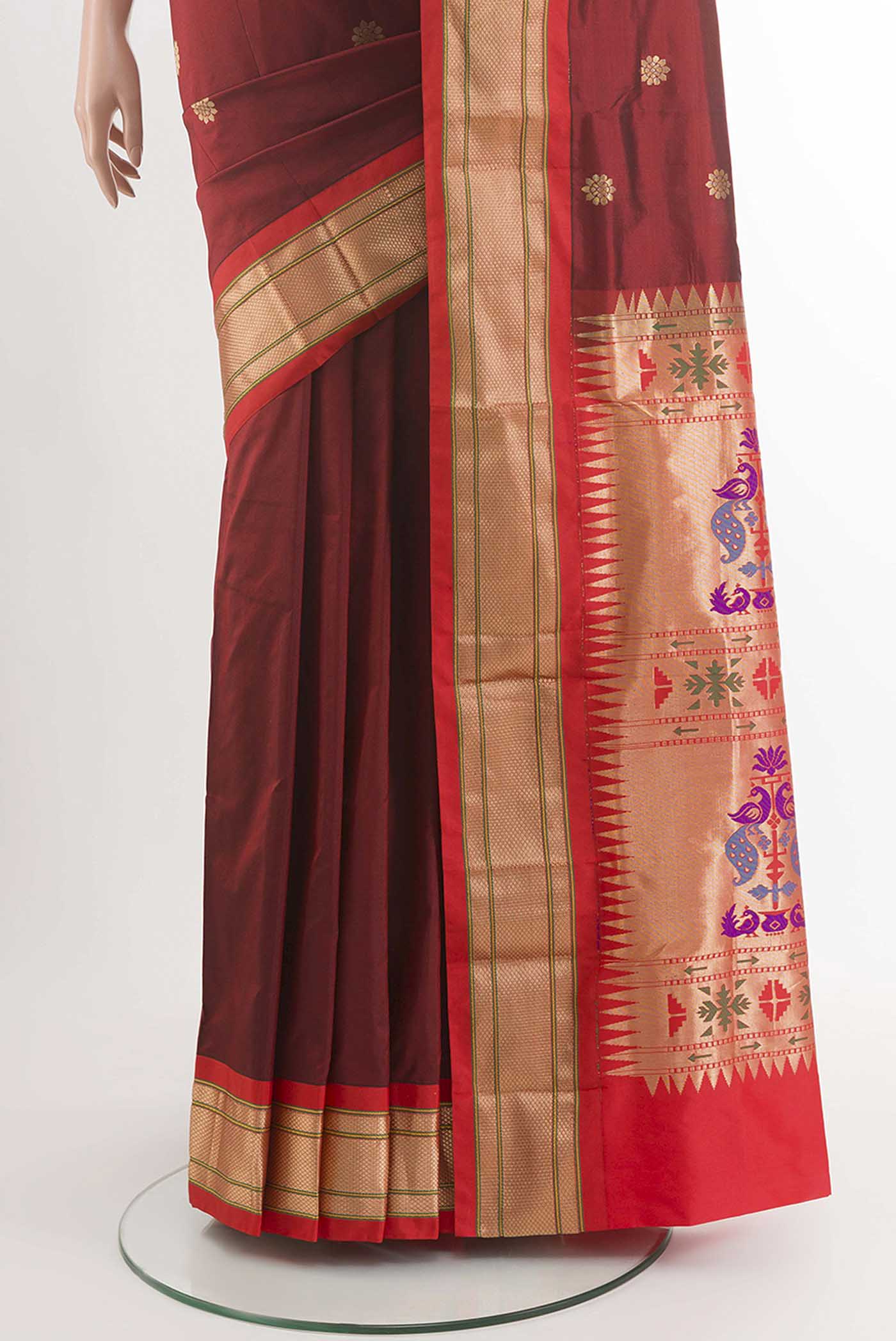 pleats pallu