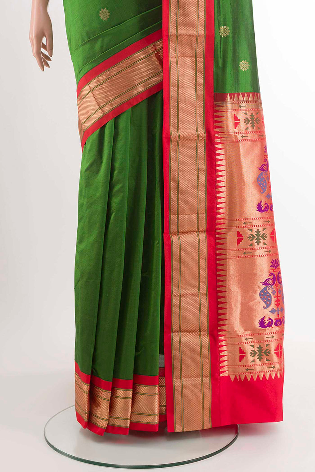 pleats pallu