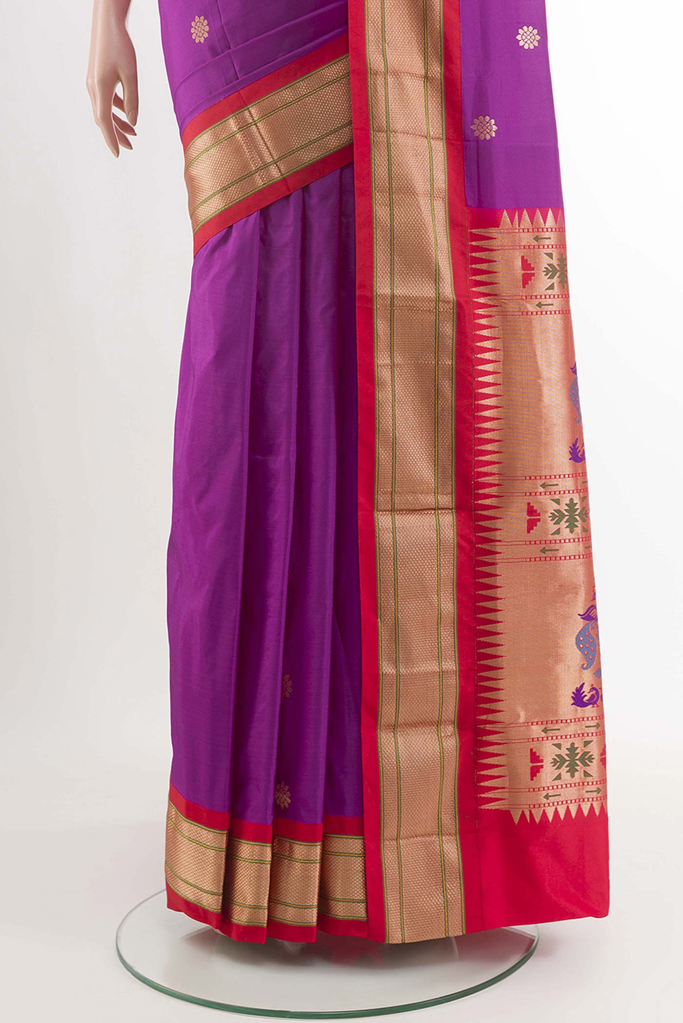 pleats pallu