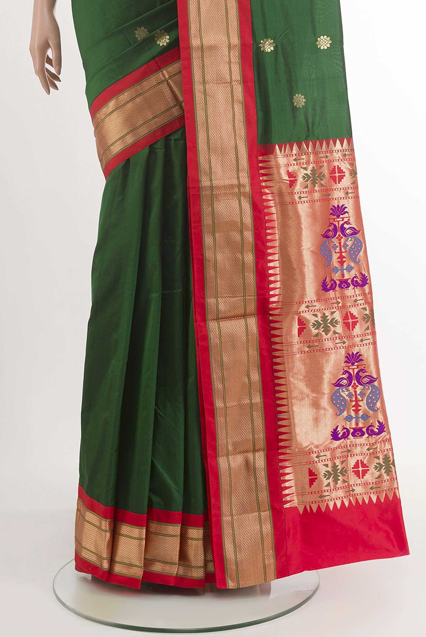 pleats pallu
