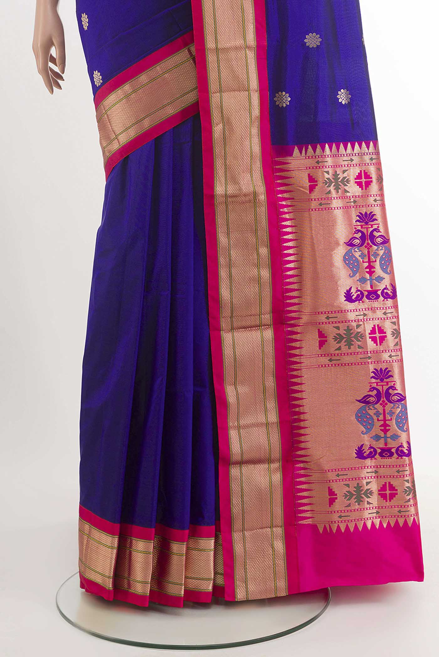 pleats pallu