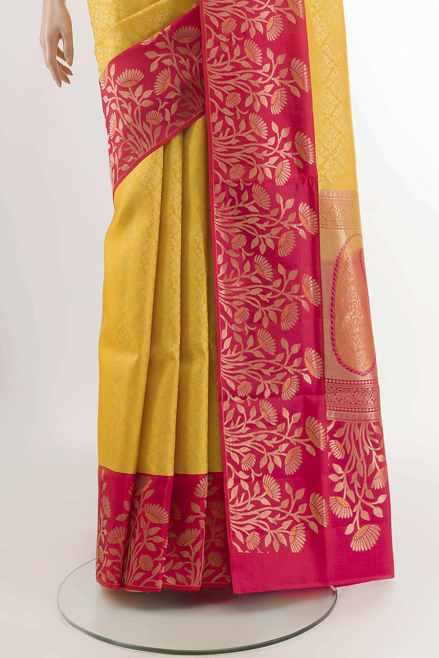 pleats pallu