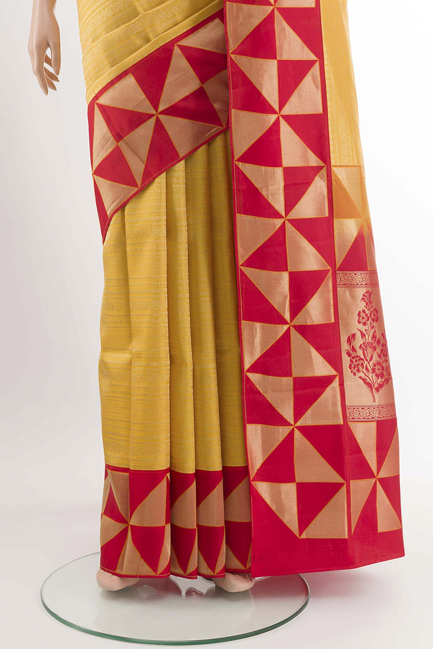 pleats pallu