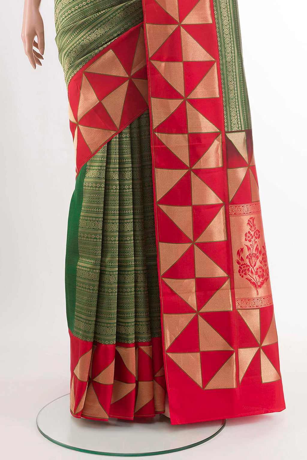 pleats pallu