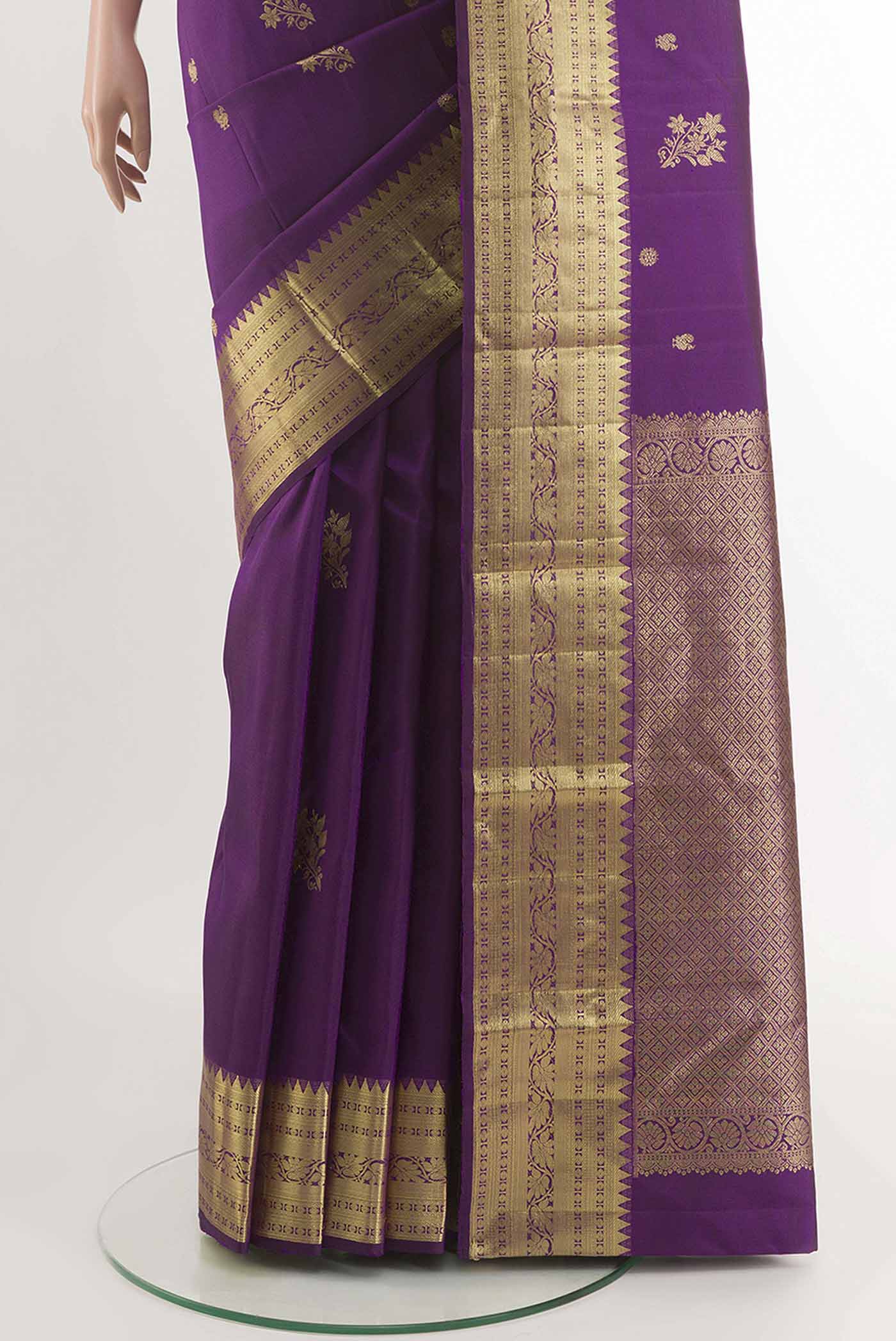 pleats pallu