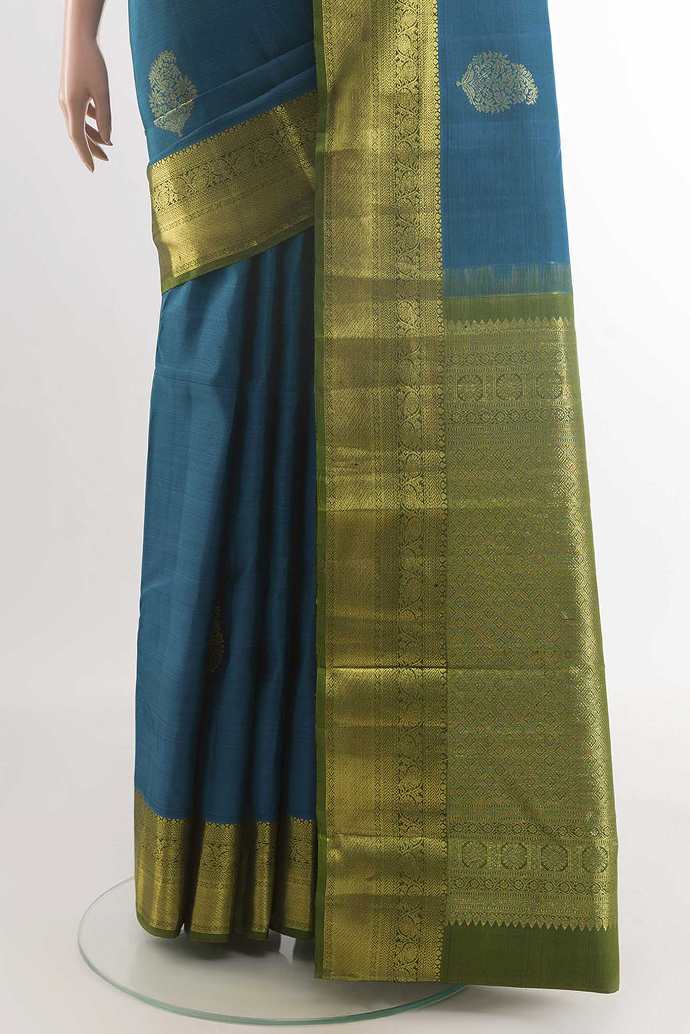 pleats pallu