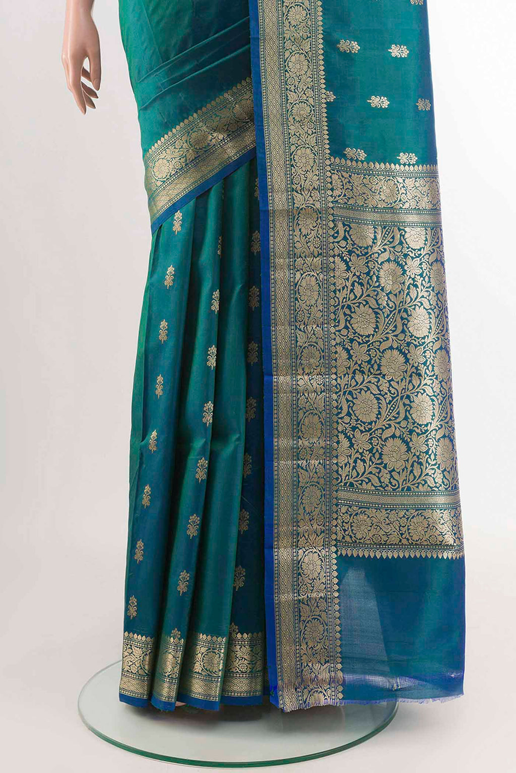 pleats pallu