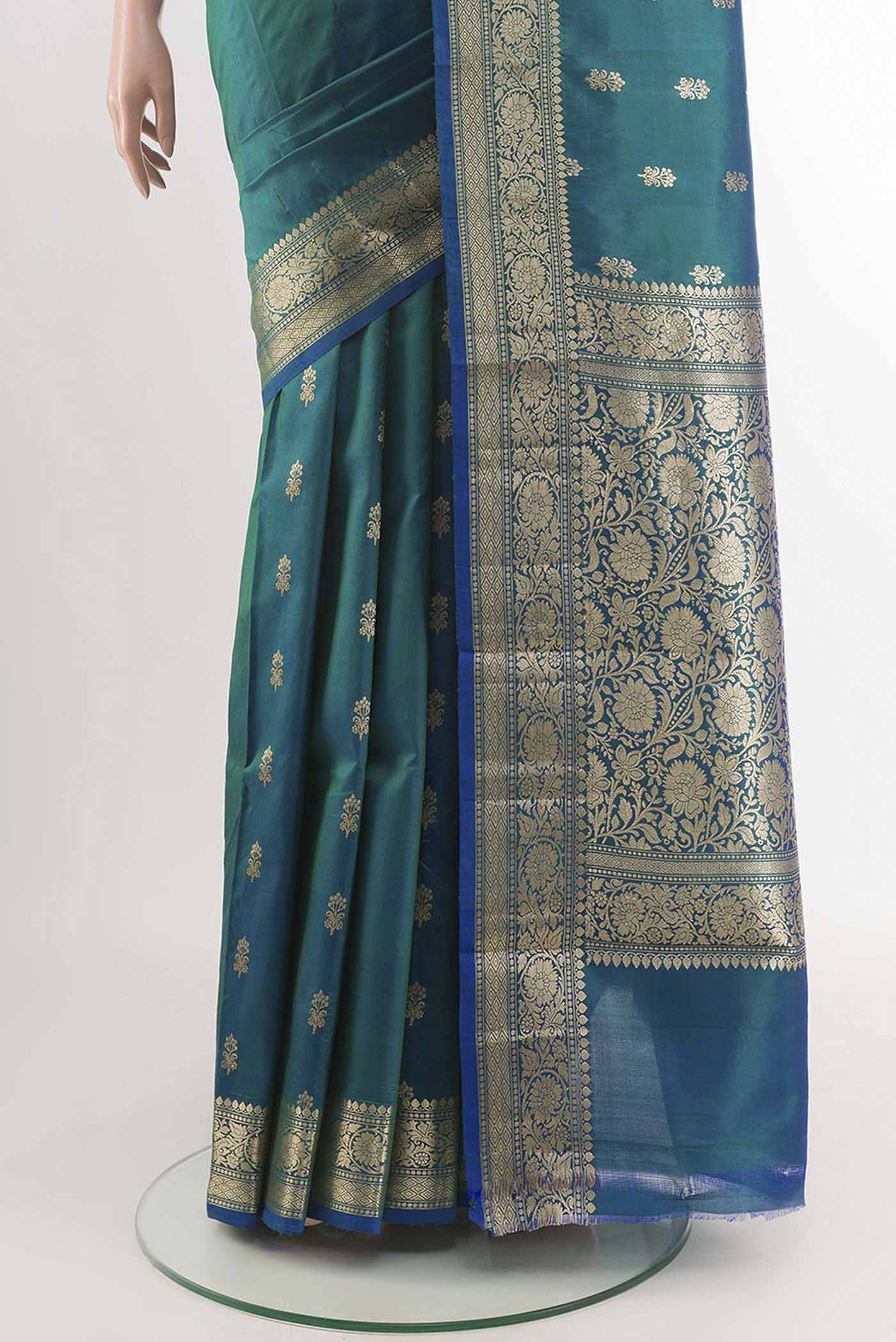 pleats pallu