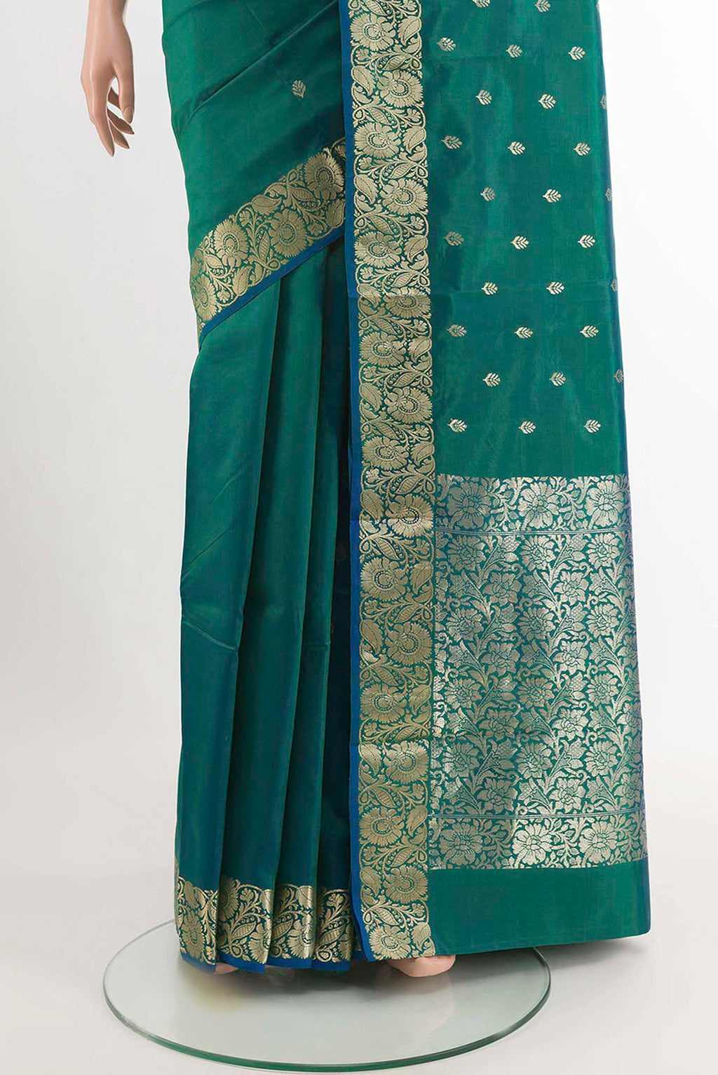 pleats pallu