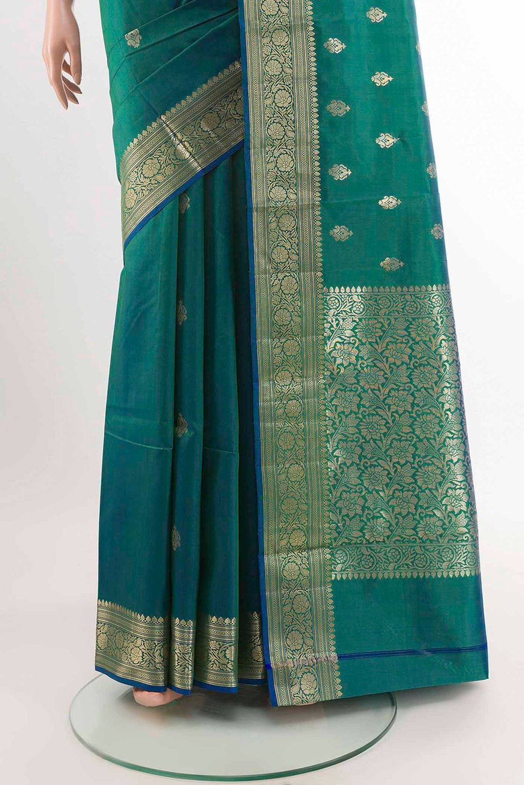 pleats pallu