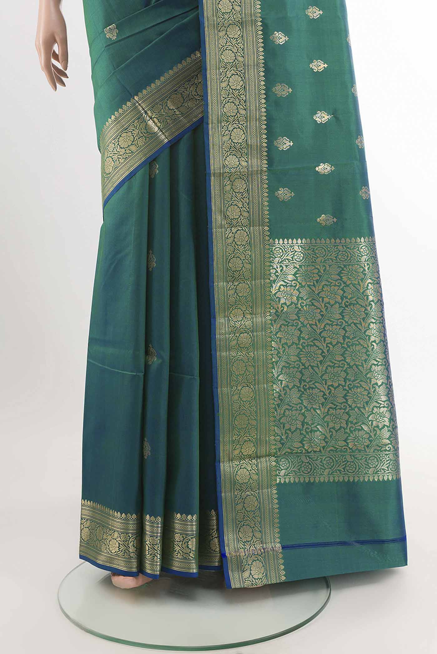 pleats pallu