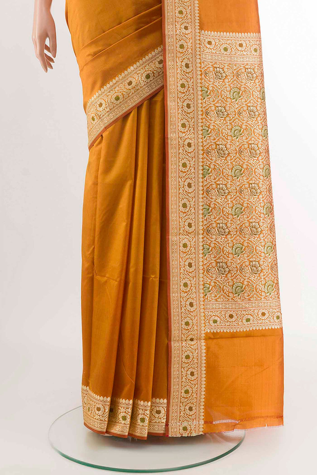 pleats pallu