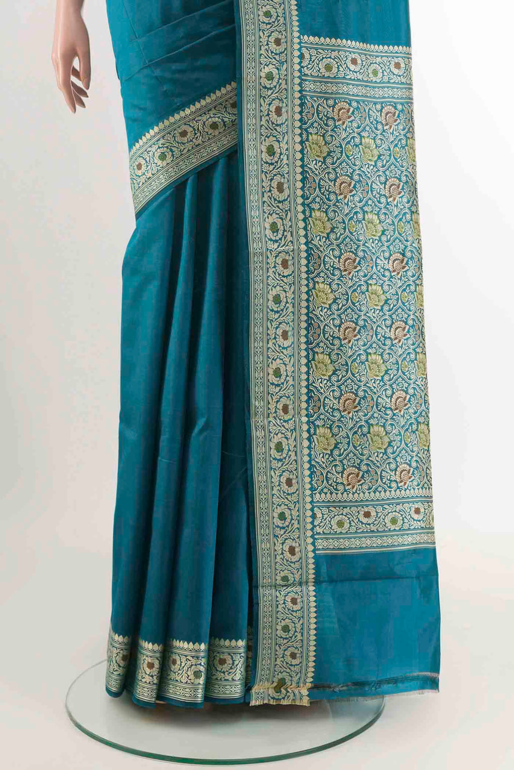 pleats pallu