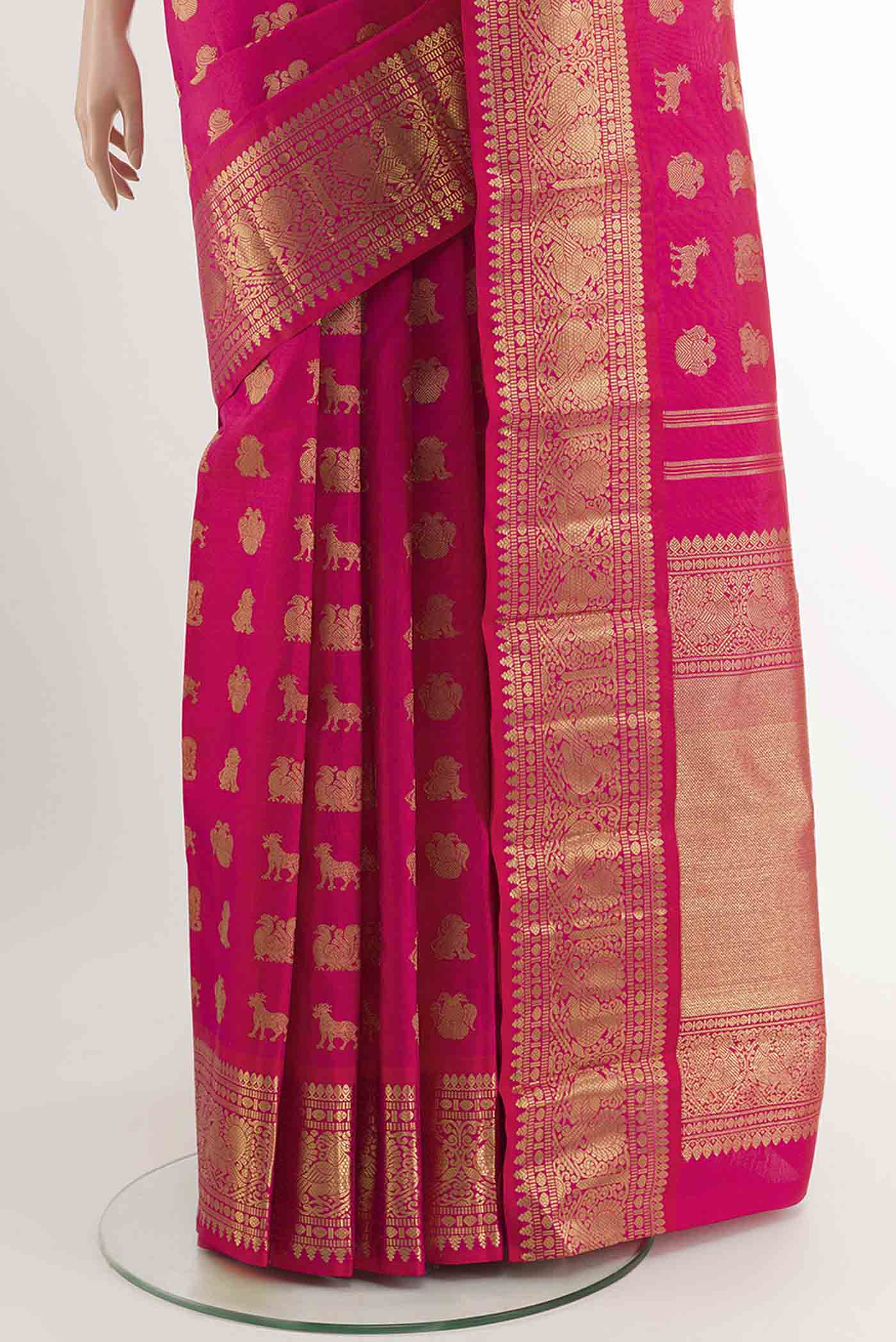 pleats pallu