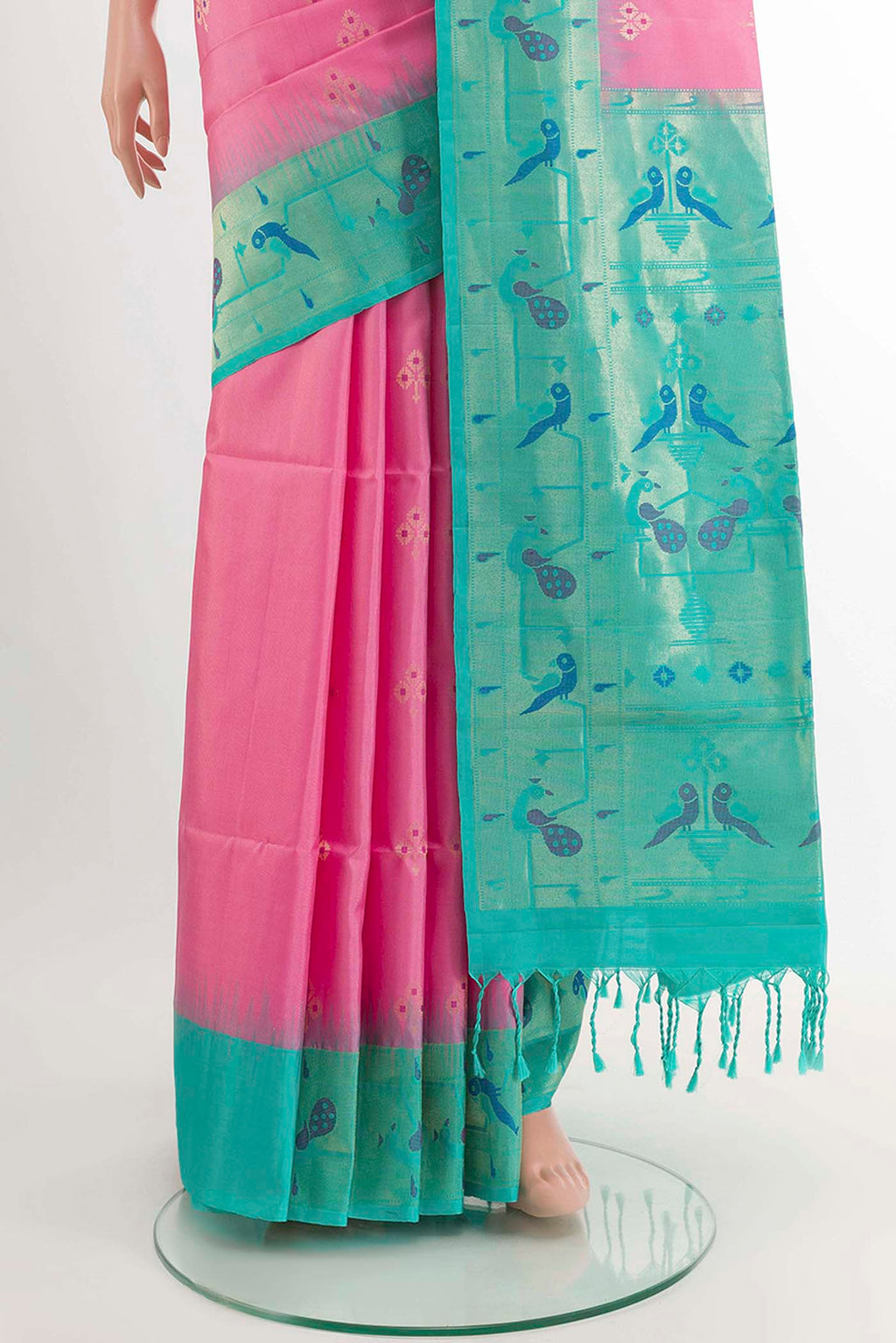 pleats pallu