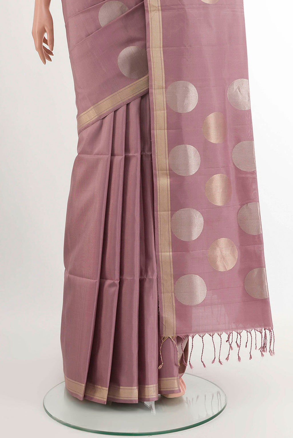 pleats pallu