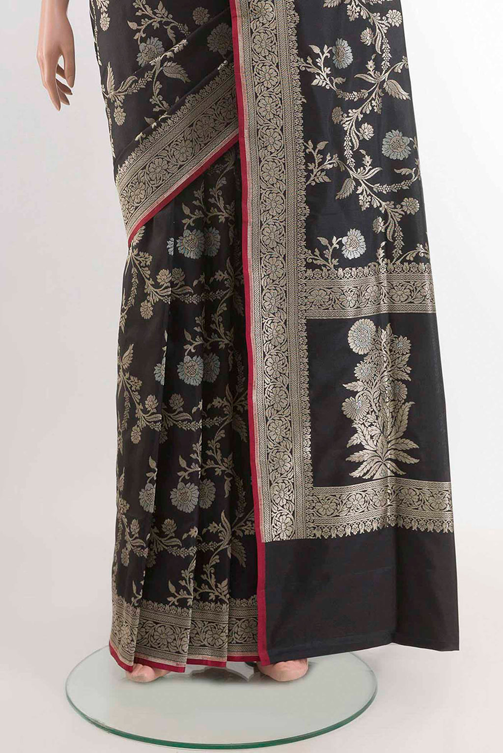 pleats pallu