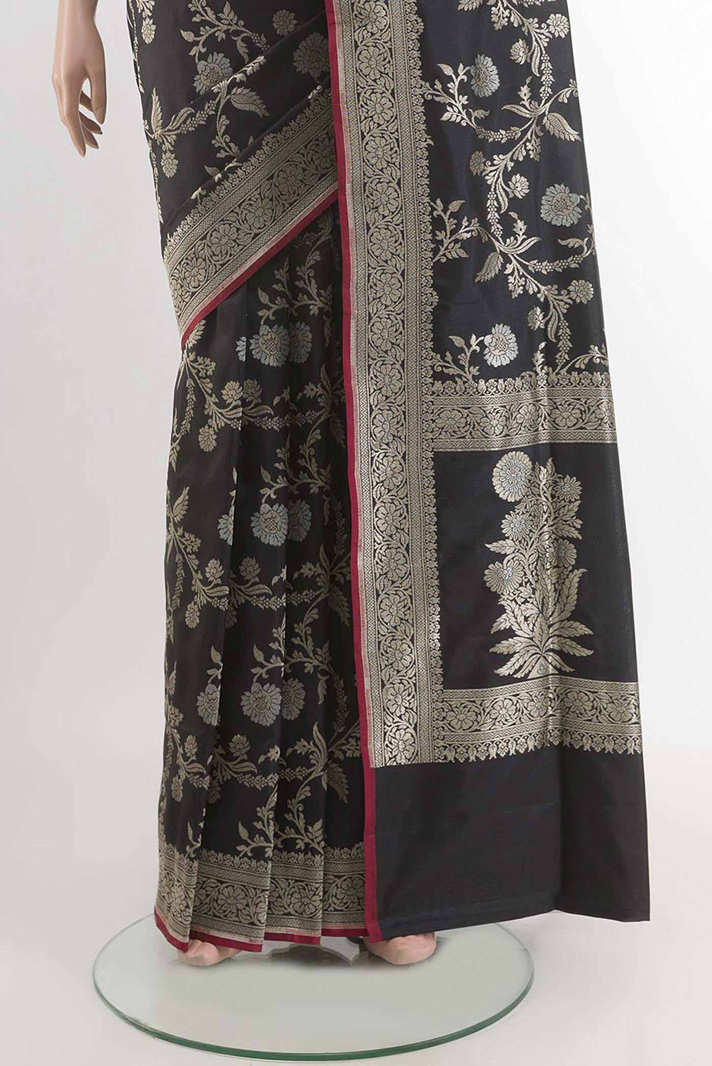 pleats pallu