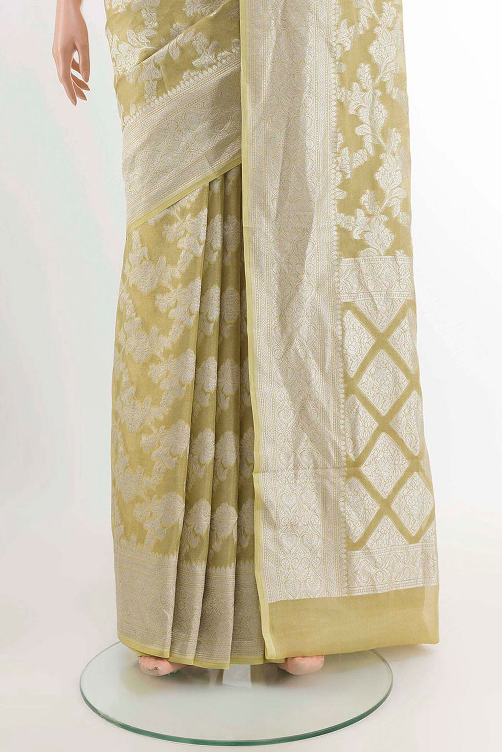 pleats pallu