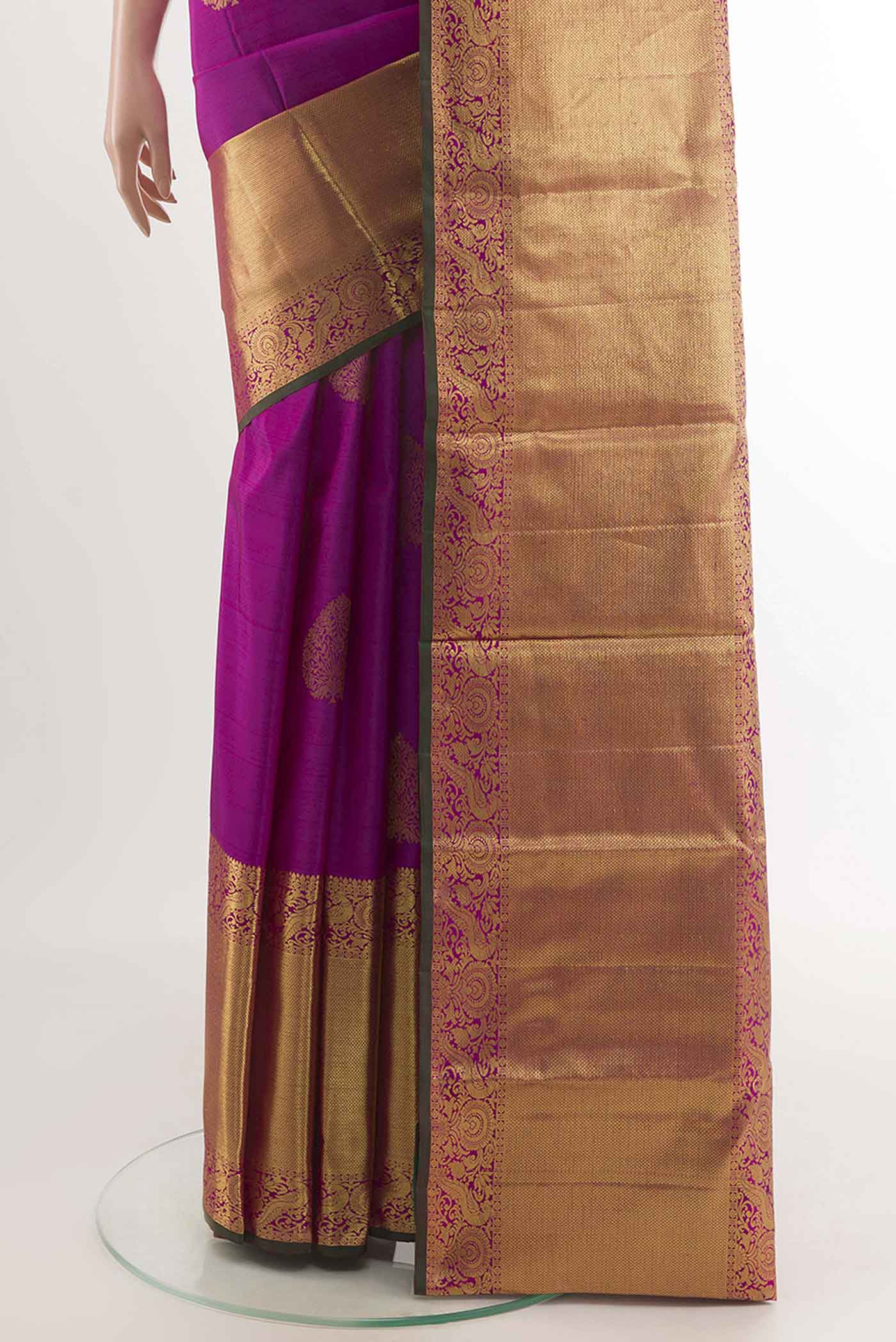 pleats pallu