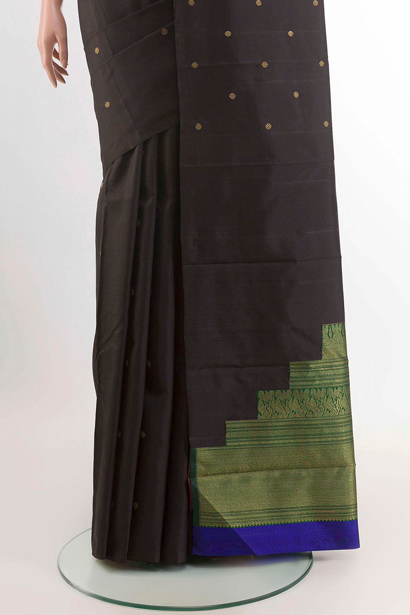 pleats pallu