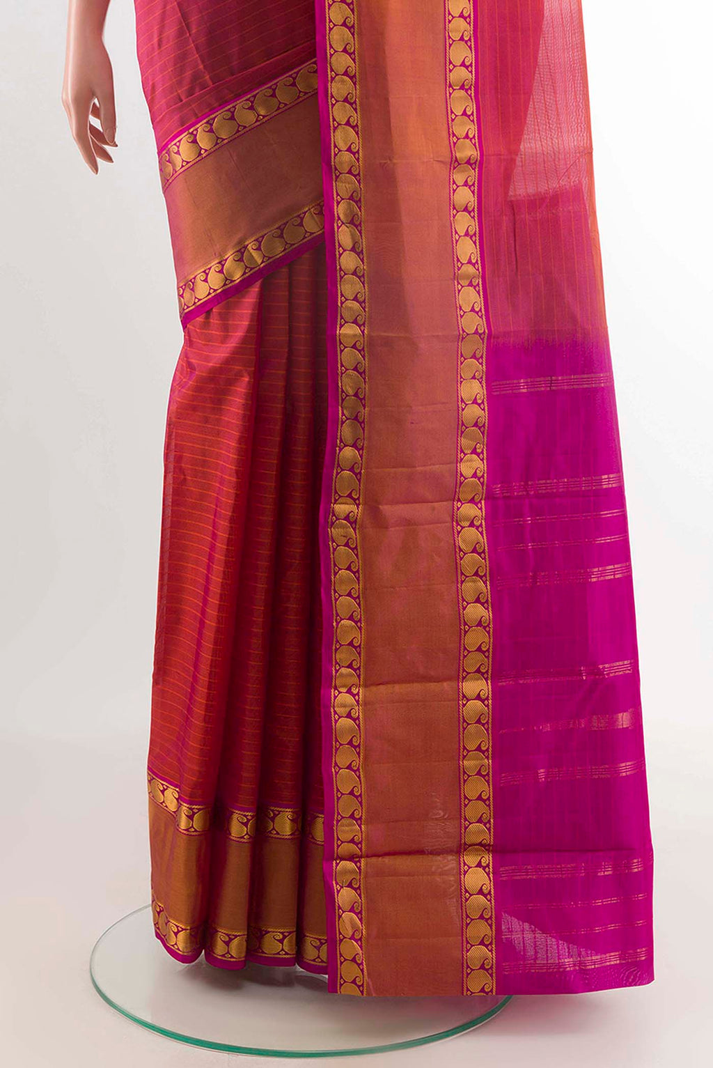 pleats pallu