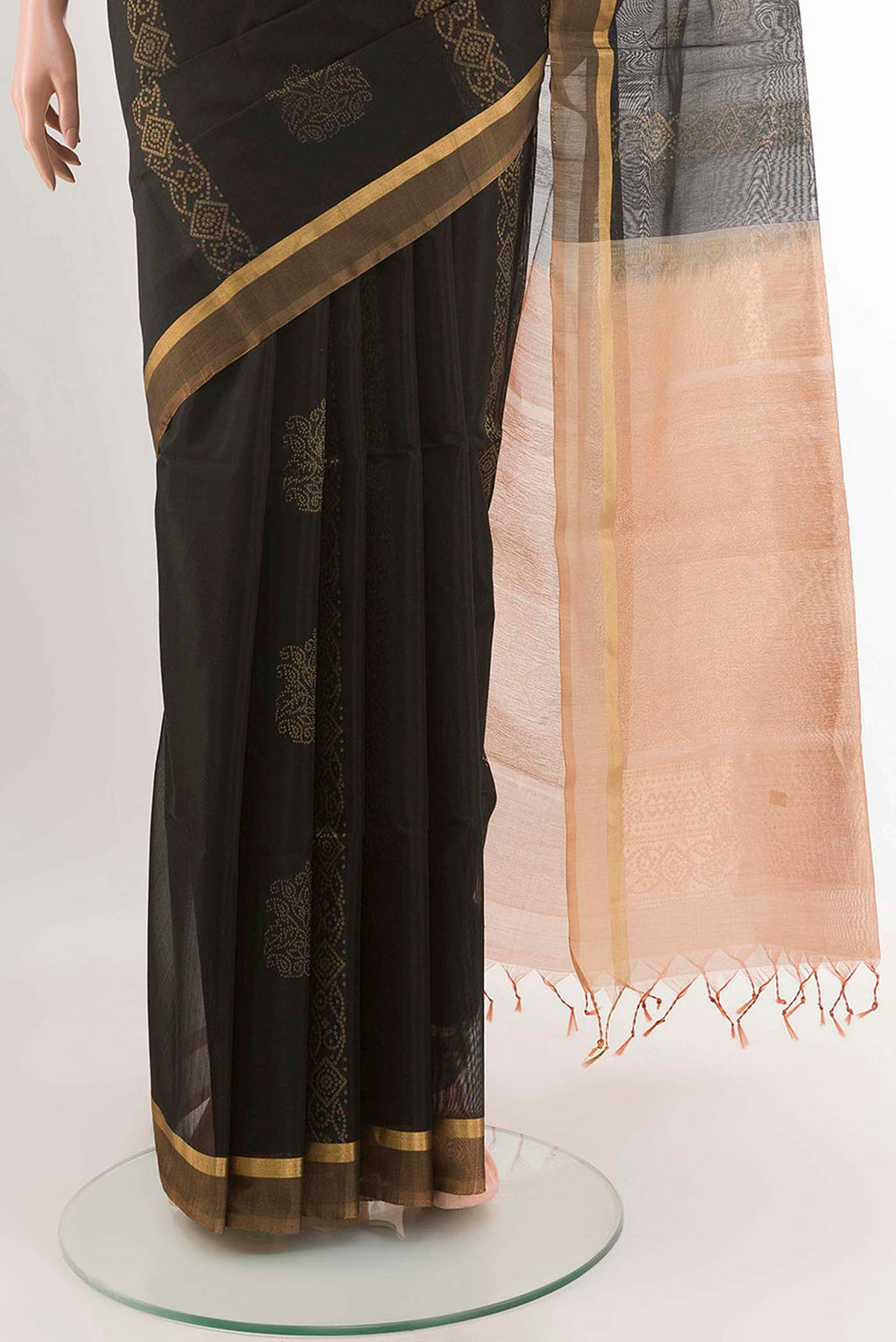pleats pallu