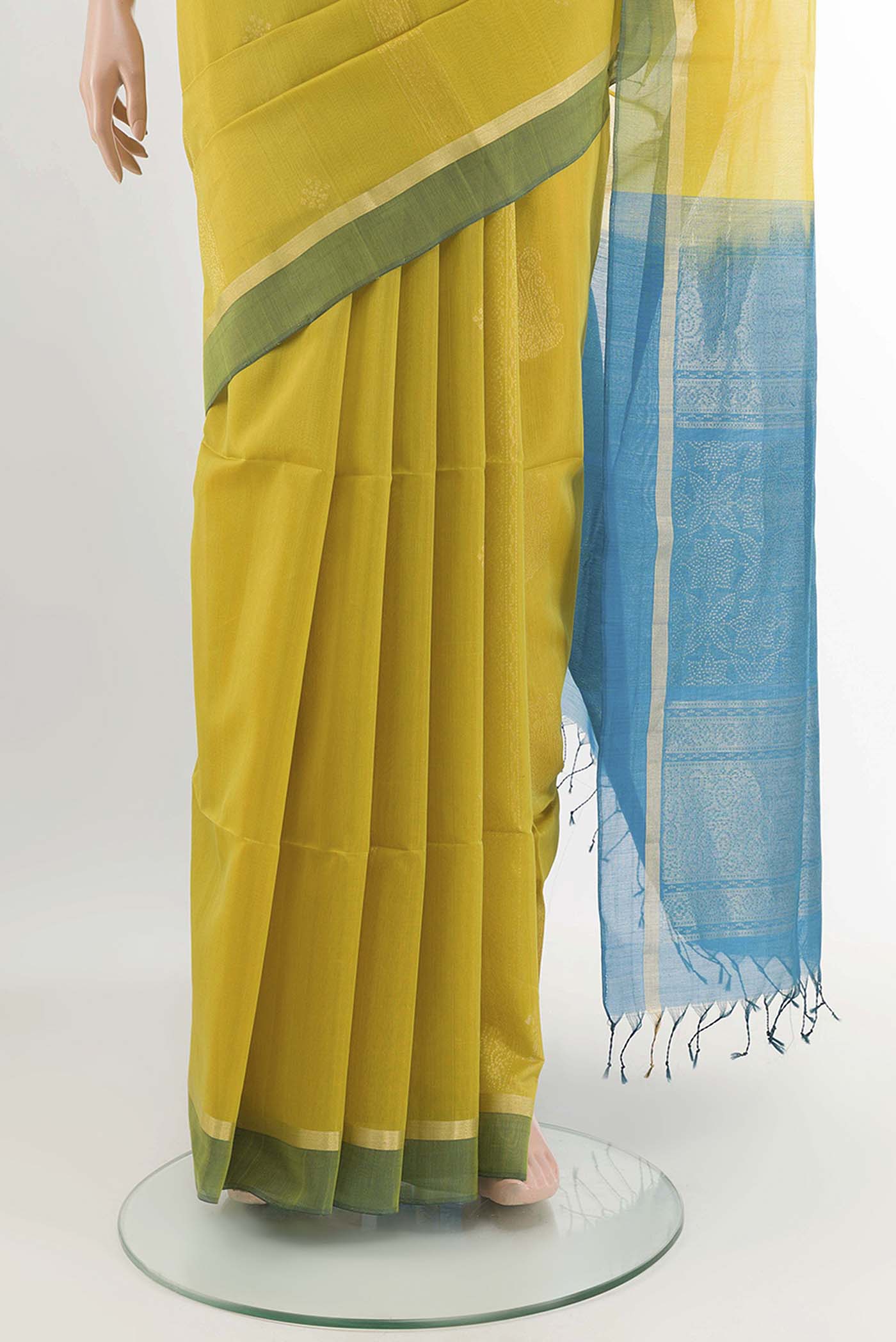 pleats pallu