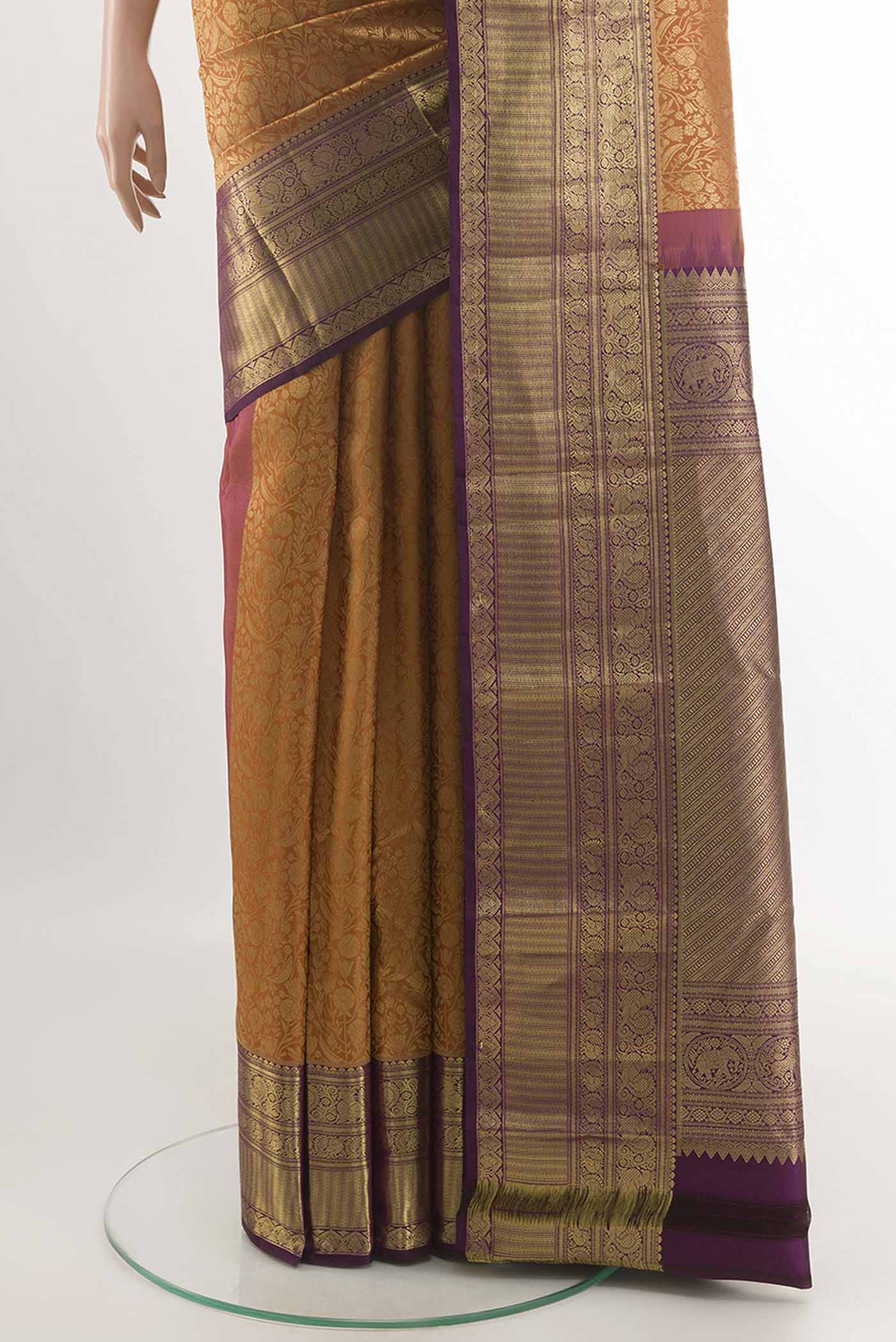 pleats pallu