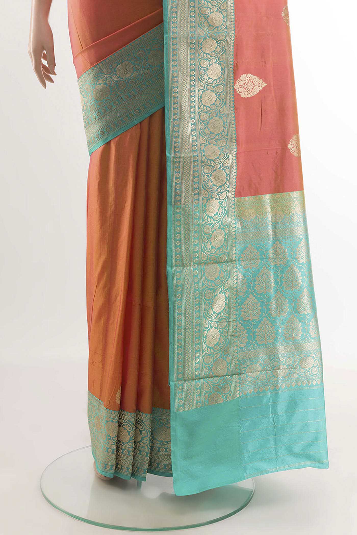 pleats pallu